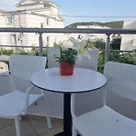 بيت ضيافة Shapa