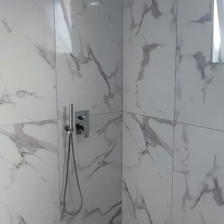 Shapa 4*